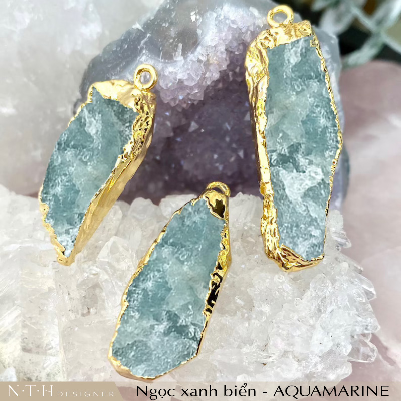 Đá trang sức tháng 3 - Ngọc xanh biển Aquamarine